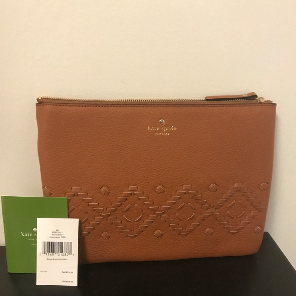Kate Spade Gia Flynn Street Clutch in Cognac